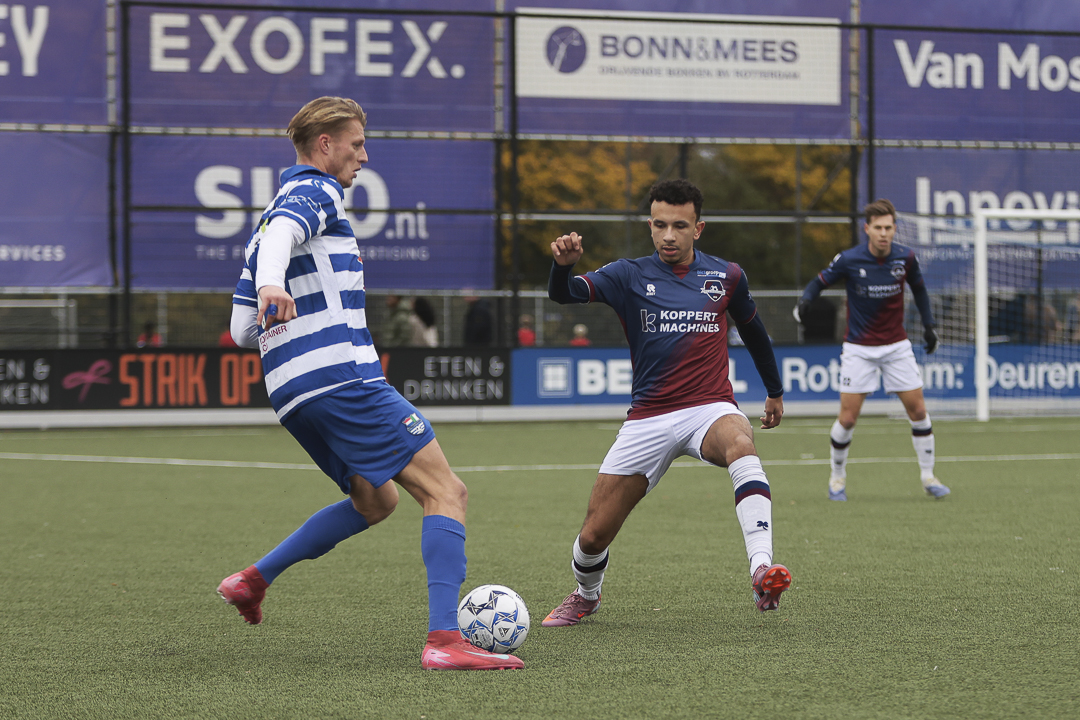 XerxesDZB wint met 2-0 van FC's-Gravenzande en blijft in spoor van koploper!