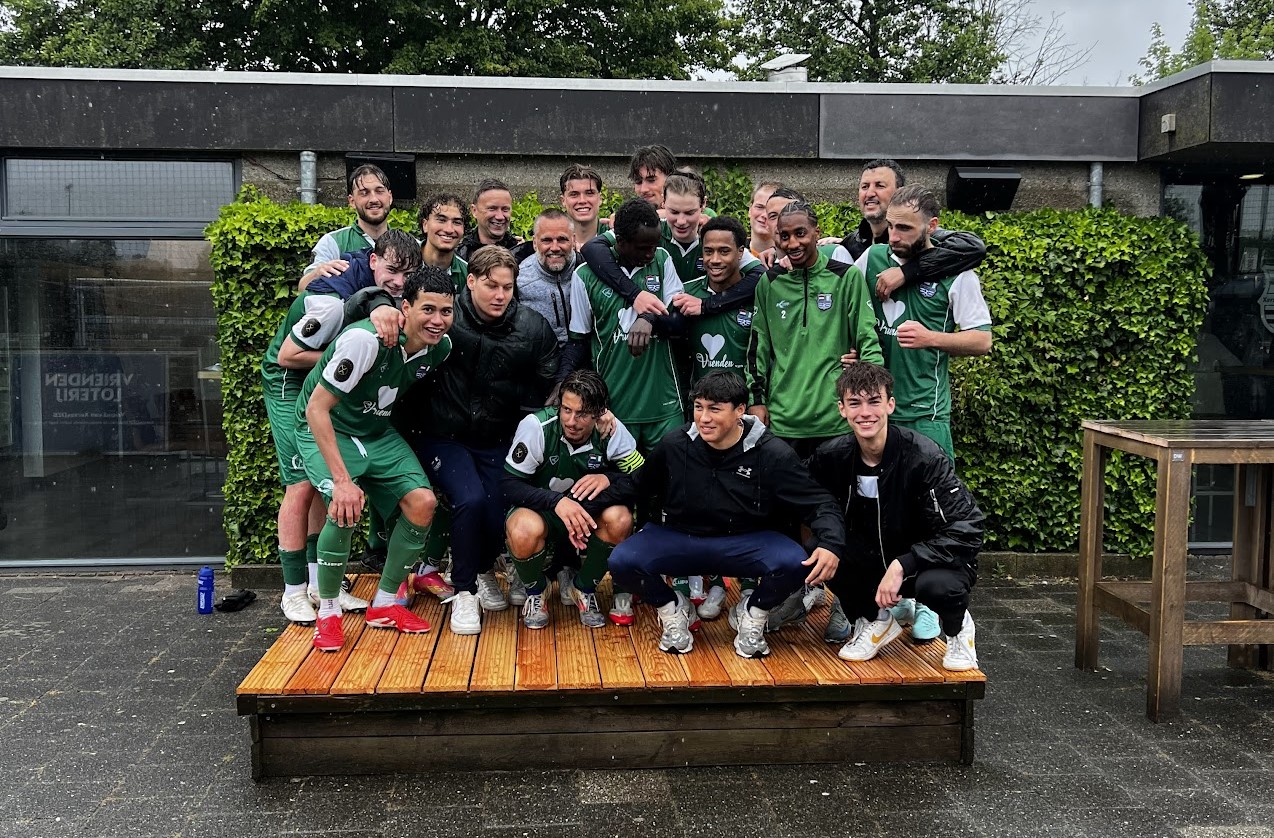 O23 Kampioen en promoveert naar het hoogste niveau!