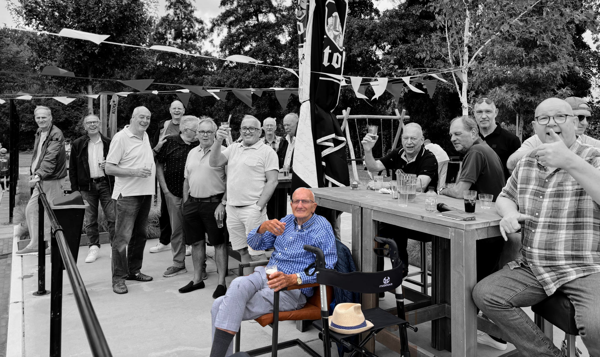 'Opa' Dick van Mourik overleden (88)