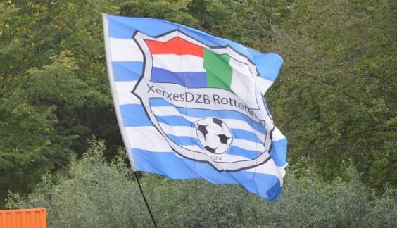 XerxesDZB schrijft voor het zondagvoetbal geen prestatie-elftal in