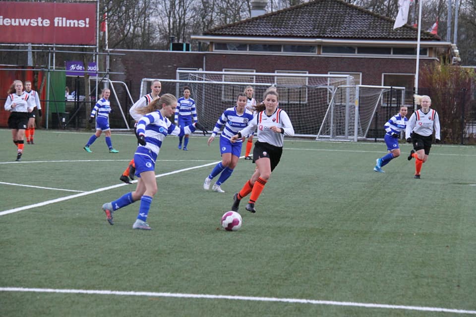 XerxesDZB VR 1 blijven op koers voor promotie